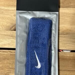 Nike headband brand new! NWT blue sweat band sports band